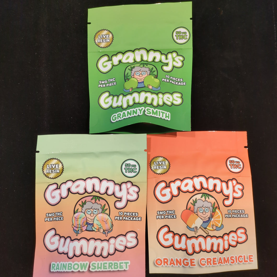 Grannys THC gummies