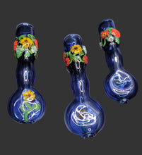 Load image into Gallery viewer, Flower Pinchie 35
