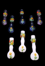 Load image into Gallery viewer, Flower Pinchie 35
