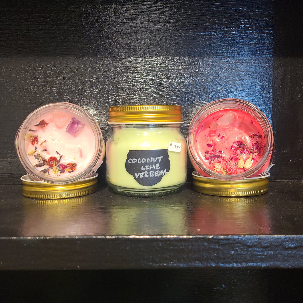 Unwound Minds Candle MEDIUM 17